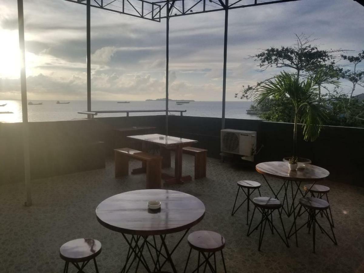 The Waigo Hotel Sorong Eksteriør billede
